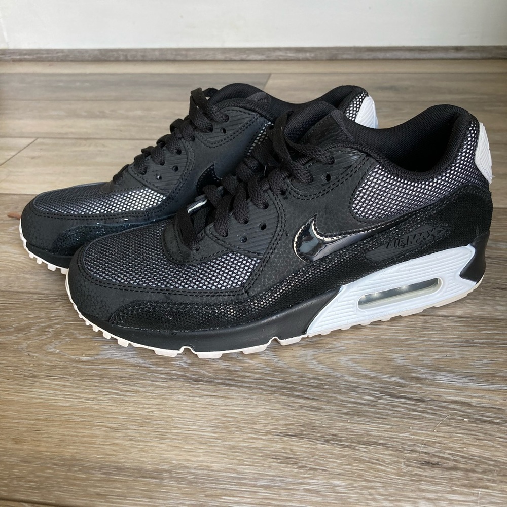 Womens Nike Air max 90